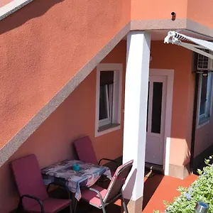 Apartment Davor, Umag