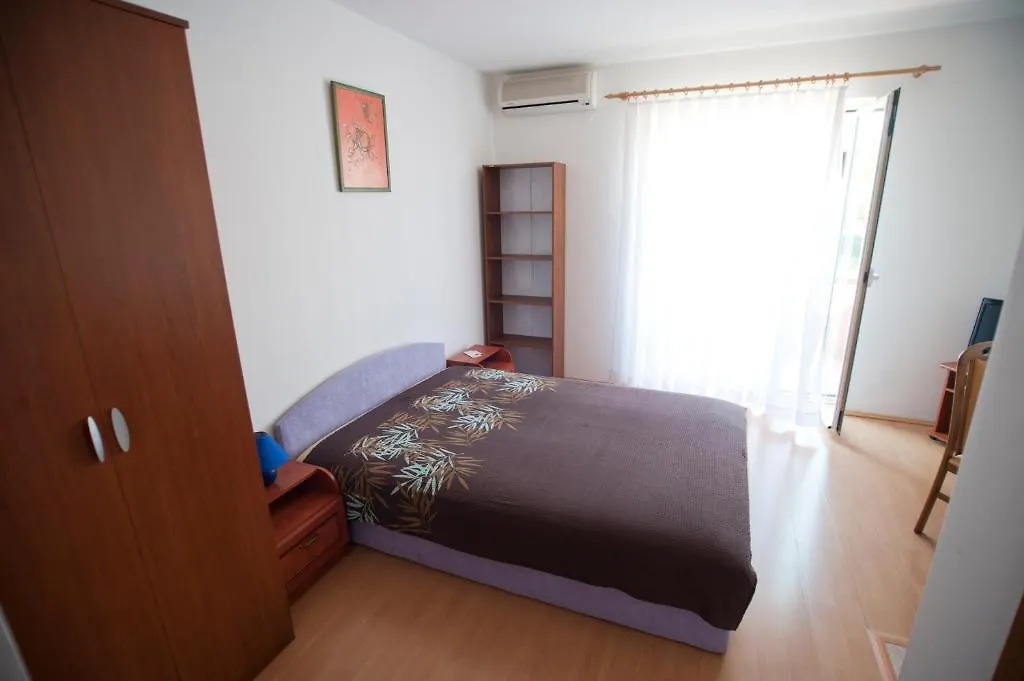 Apartments Maric With Parking Umag 0*,  Croatia